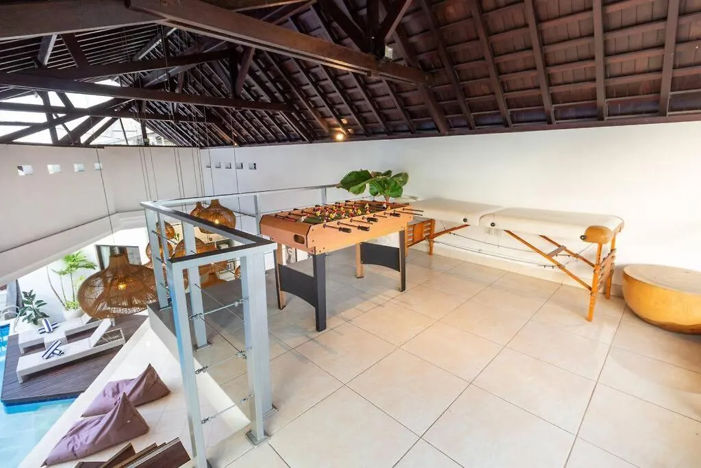 Boho-Chic Canggu Villa Near Cafe Del Mar, 5-Minute Walk To Beach