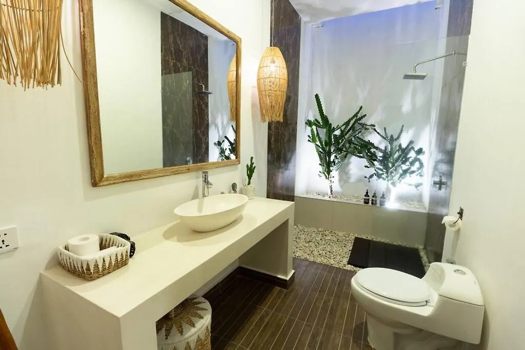 Boho-Chic Canggu Villa Near Cafe Del Mar, 5-Minute Walk To Beach  Canggu (Bali)