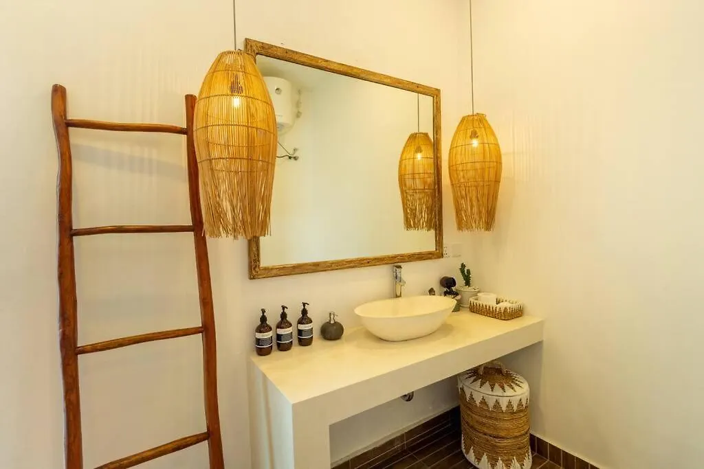 Boho-Chic Canggu Villa Near Cafe Del Mar, 5-Minute Walk To Beach