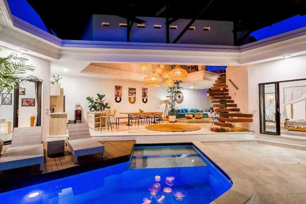 Boho-Chic Canggu Villa Near Cafe Del Mar, 5-Minute Walk To Beach