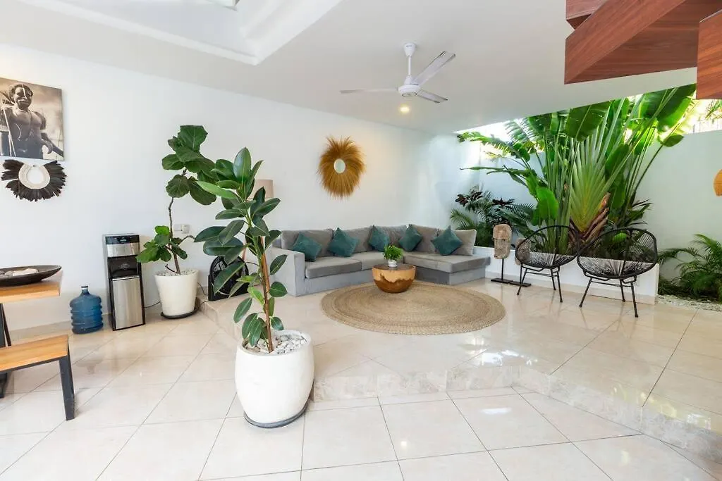 Boho-Chic Canggu Villa Near Cafe Del Mar, 5-Minute Walk To Beach